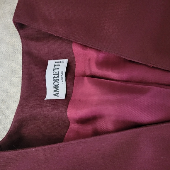 Vintage Canadian Made Amoretti Burgundy Blazer size 7 - Picture 4 of 7